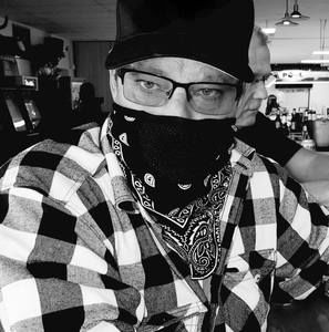 Meet your Posher, Ed